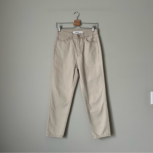 NWOT {Fabric 17} Stone Beige Mom Jeans - Picture 2 of 4